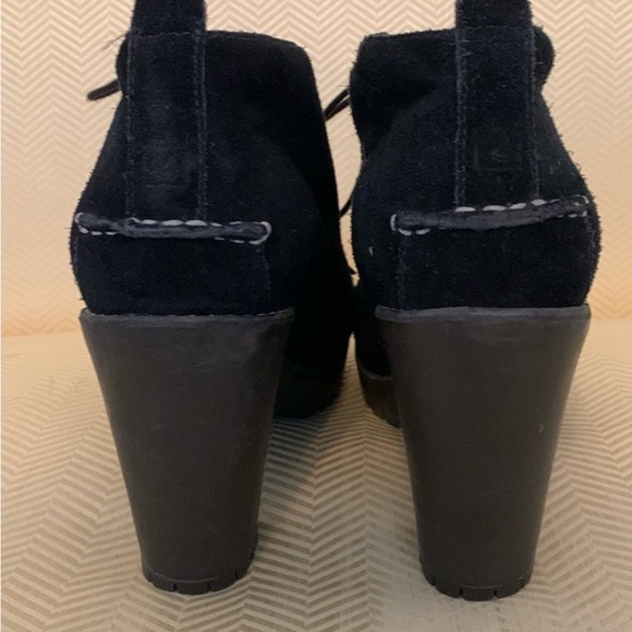 Sperry Top Sider Black Suede Lace-Up Ankle Booties | Block Heel | Size 8.5 - Picture 3 of 4